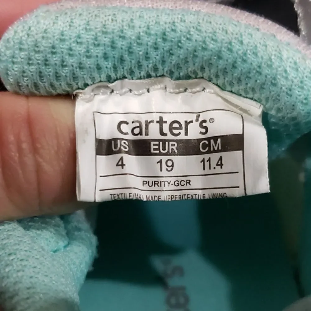 Carters reposhing this